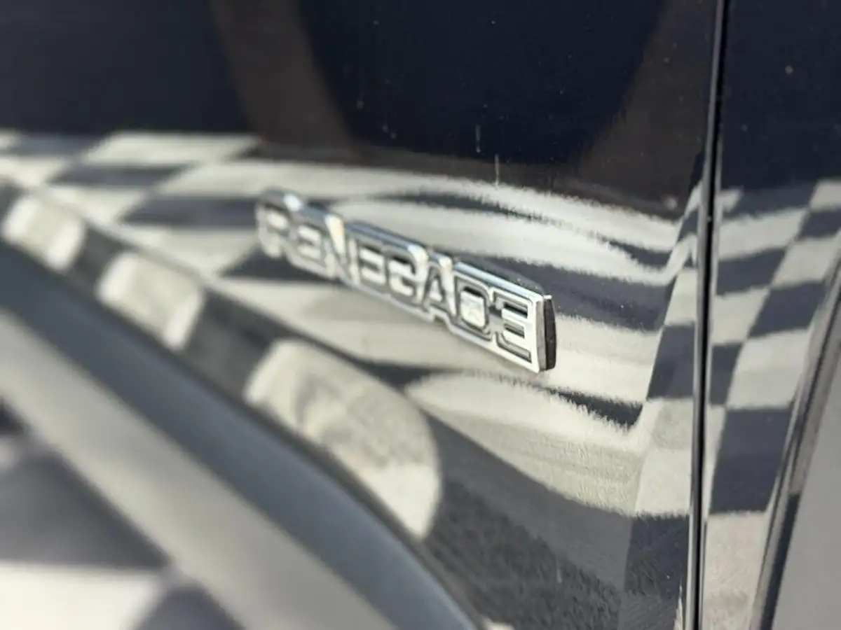 2018-jeep-renegade-10-gse-longitude-big-38