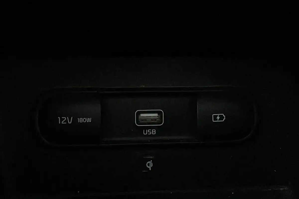 2022-kia-niro-16-gdi-3-156kwh-big-19