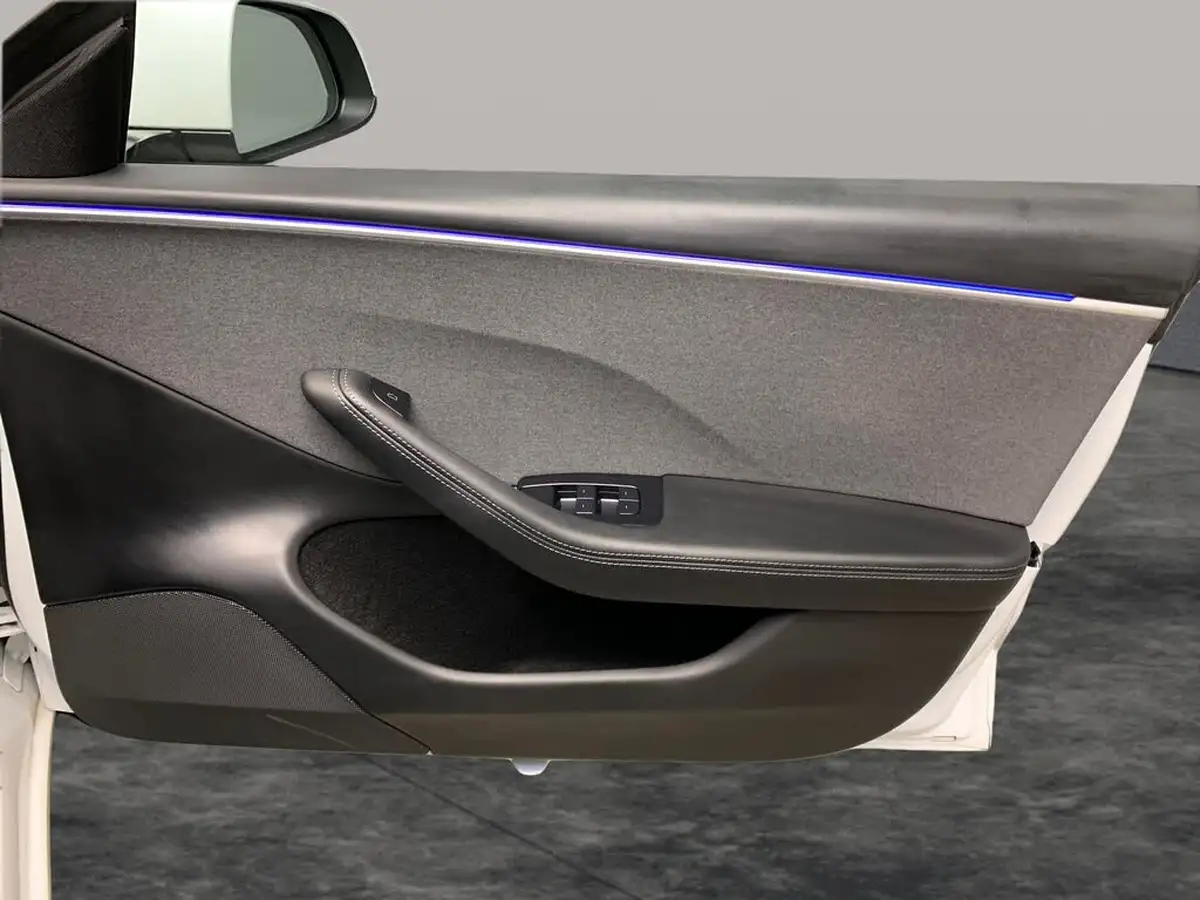 2024-tesla-model-3-e-rwd-big-42