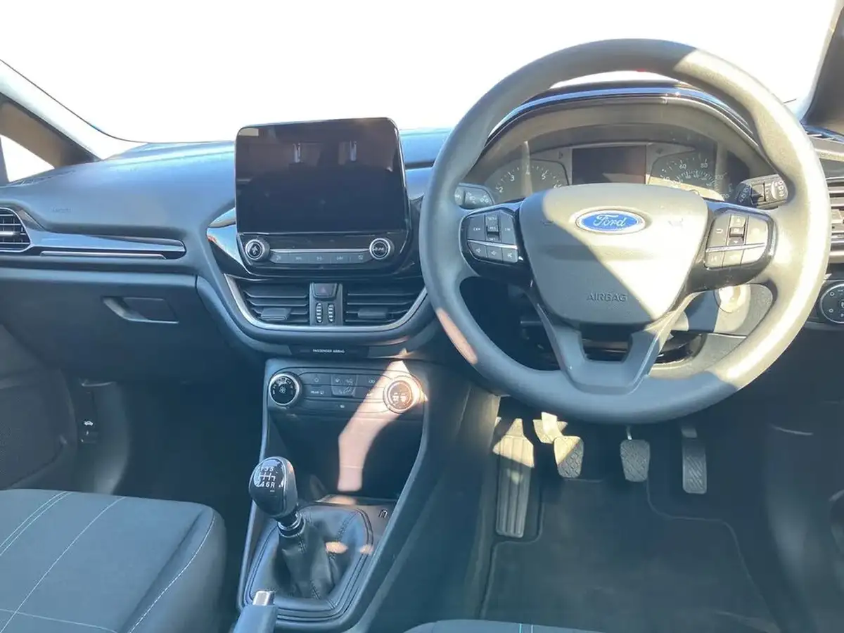 2021-ford-fiesta-10t-trend-100ps-5d-big-9