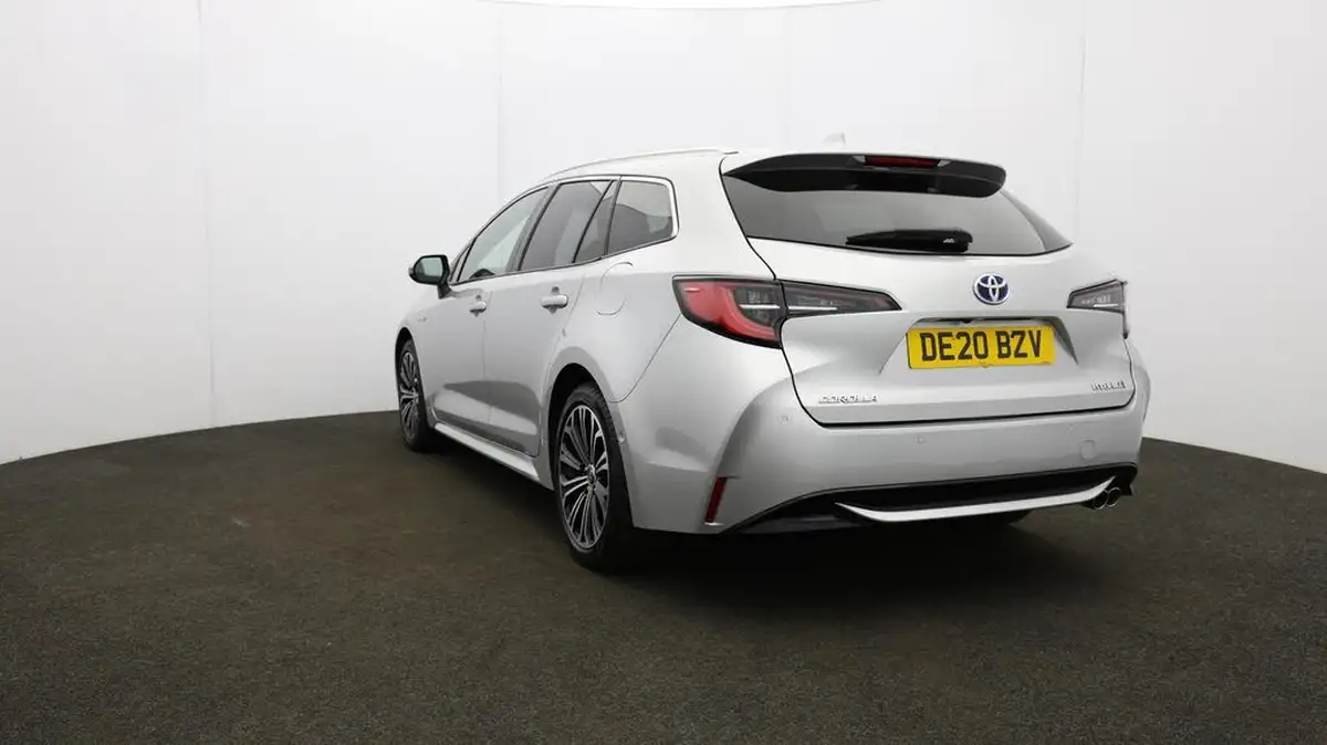 2020-toyota-corolla-20-vvt-i-excel-spare-wheel-touring-sports-big-11
