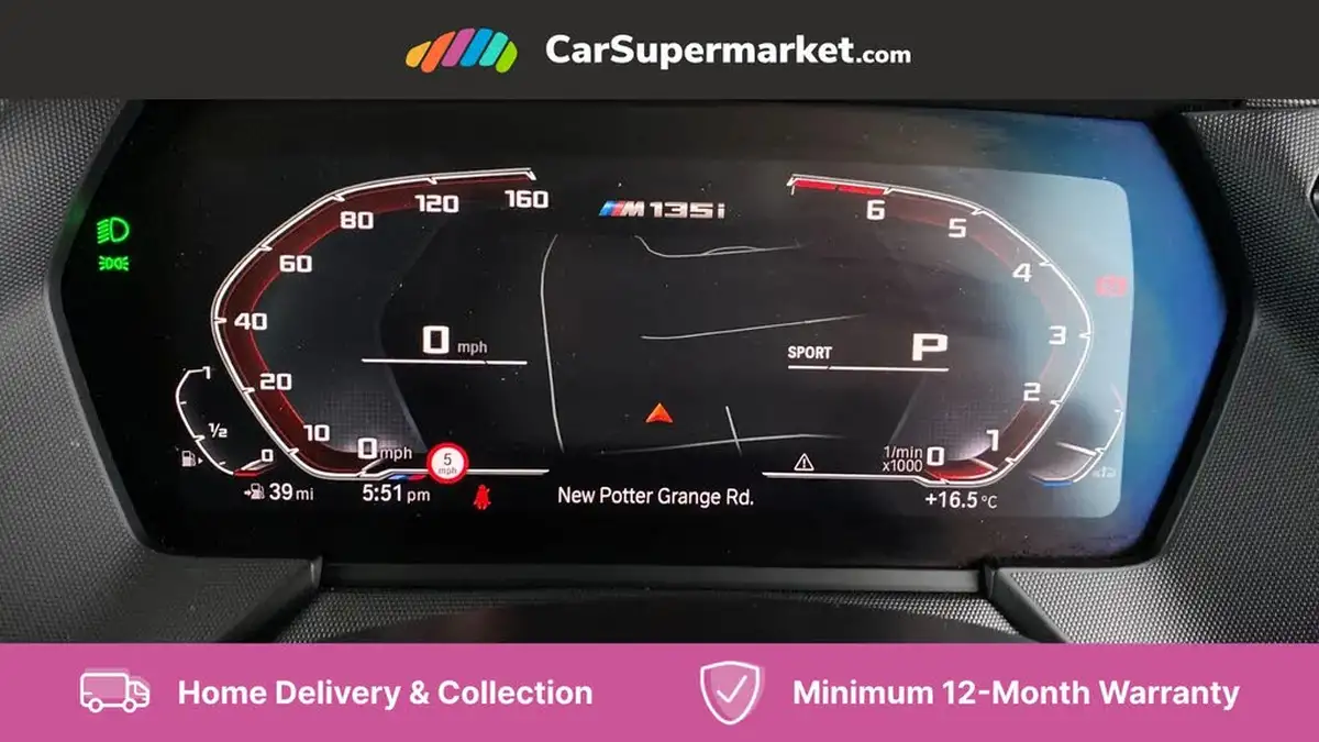 2022-bmw-1-series-20-m135i-xdrive-big-14