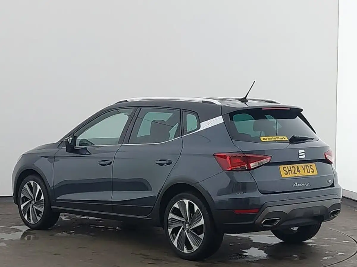 2024-seat-arona-10-tsi-fr-sport-115ps-big-1