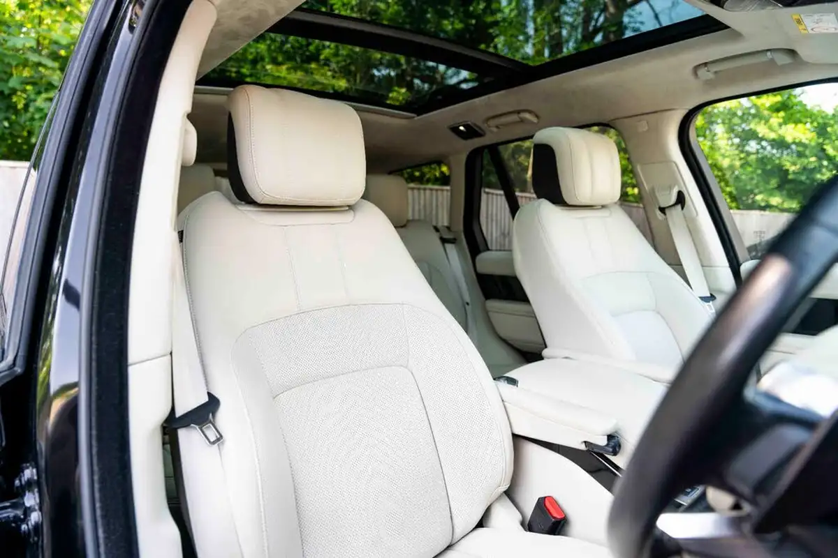 2020-land-rover-range-rover-30-sdv6-westminster-big-9