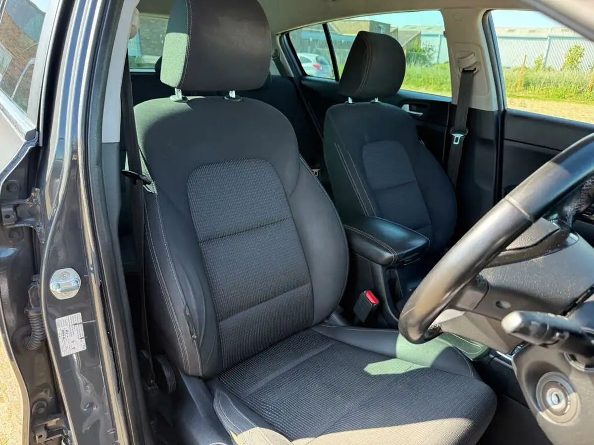 2020-kia-sportage-16-gdi-2-big-9