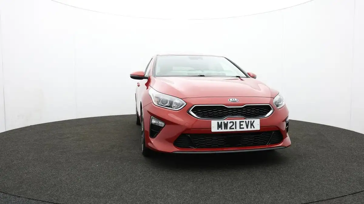 2021-kia-ceed-16crdi-3-48v-mhev-hatchback-big-54
