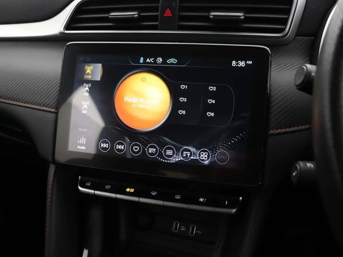 2022-mg-zs-suv-15-vti-tech-exclusive-big-32