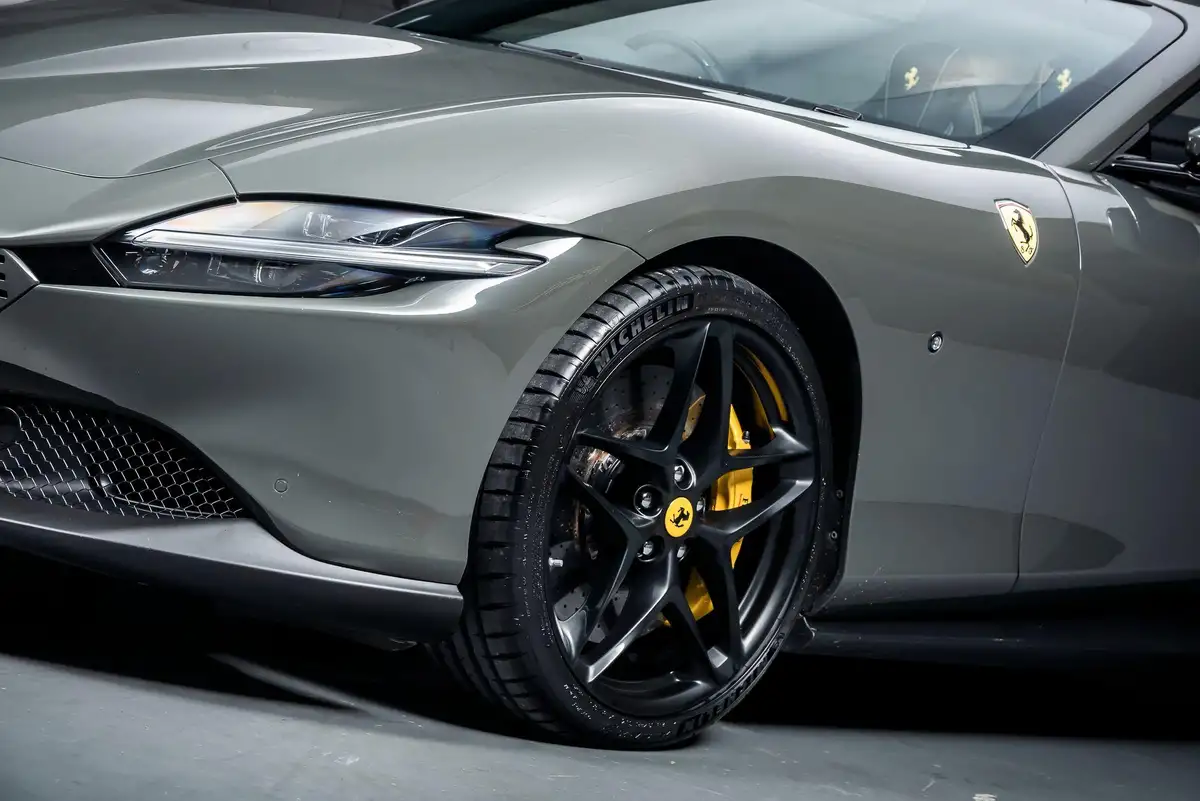 2024-ferrari-roma-38t-v8-spider-f1-dct-euro-6-ss-2dr-big-18