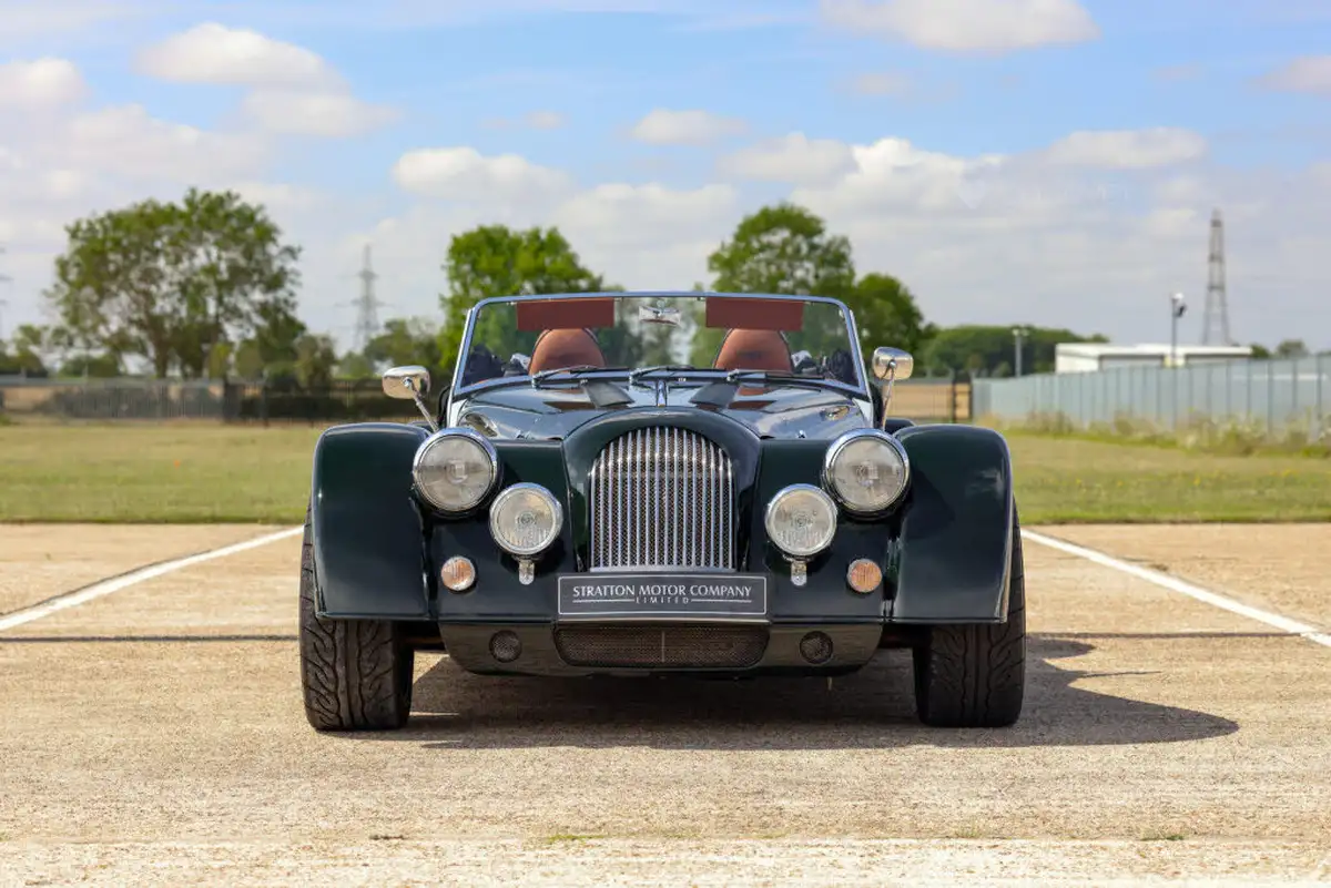 2017-morgan-plus-8-48-big-3