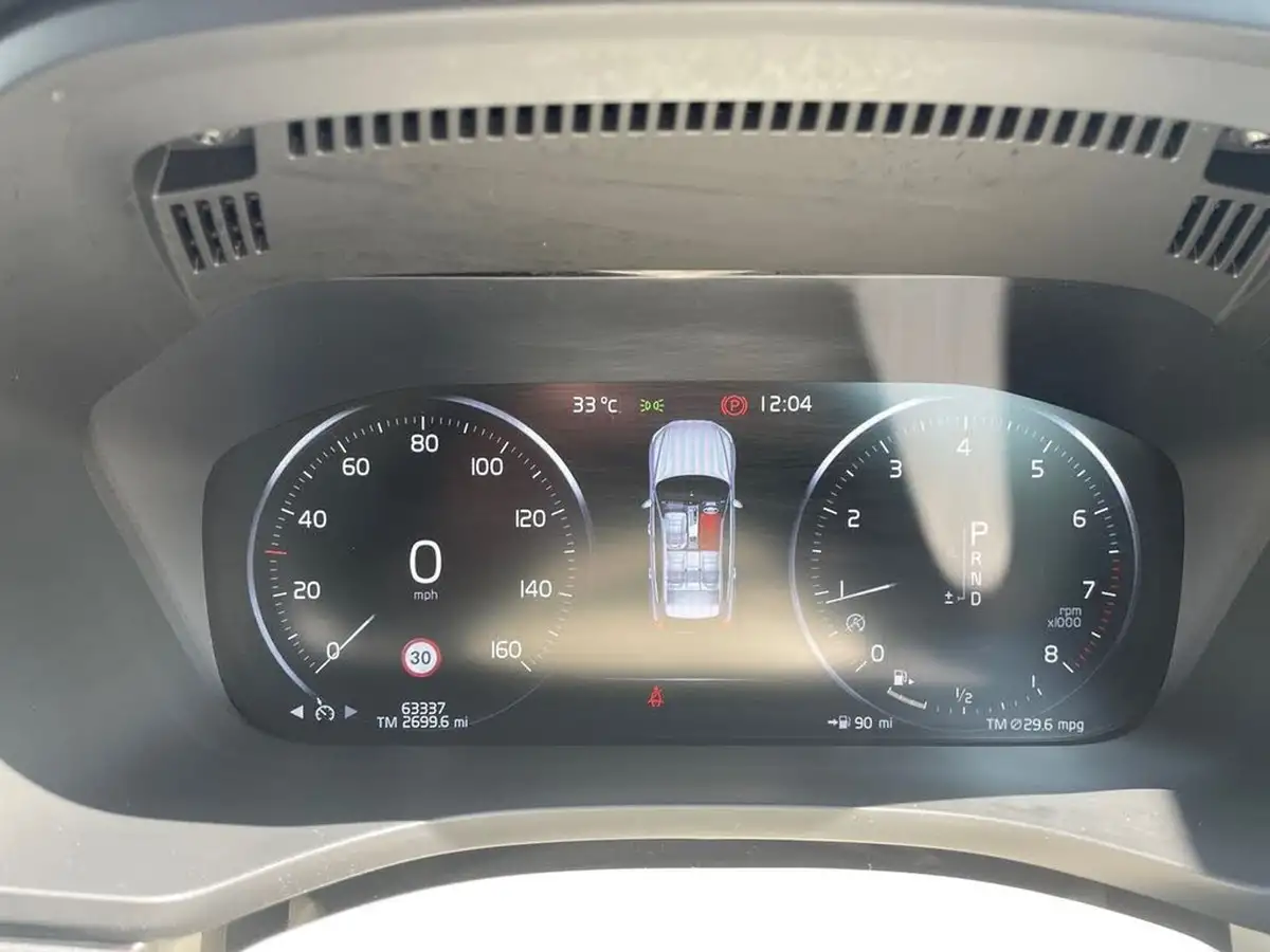 2019-volvo-xc60-20-t5-momentum-awd-big-13