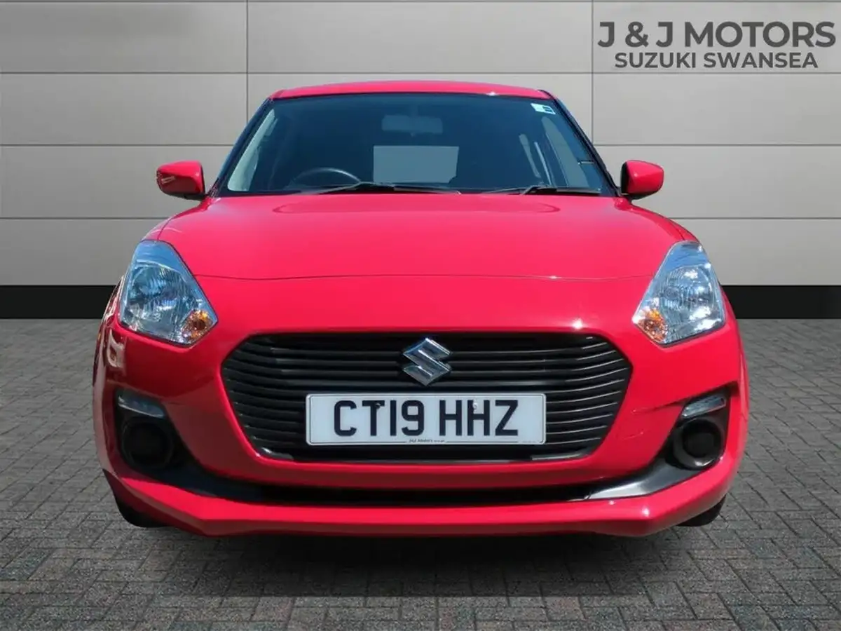 2019-suzuki-swift-12-dualjet-attitude-big-1