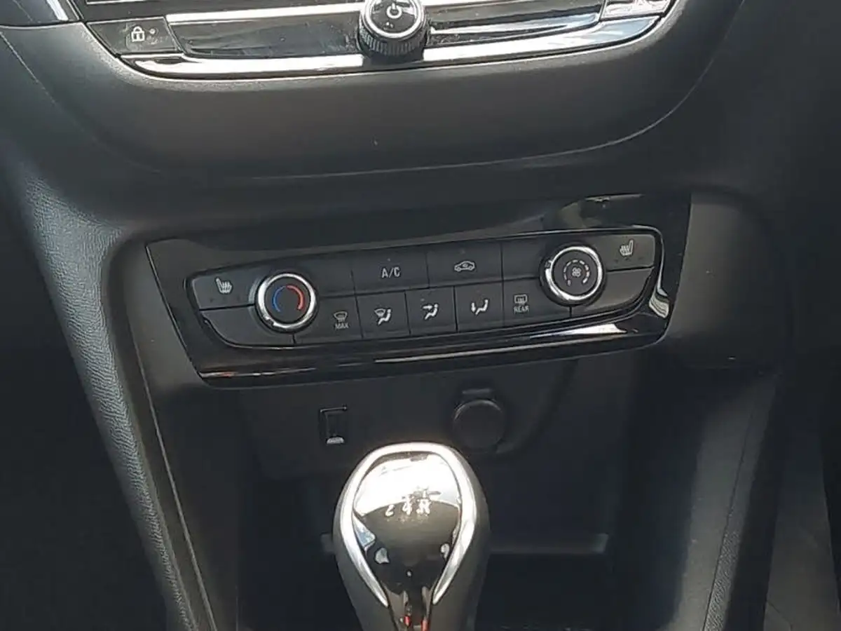 2021-vauxhall-corsa-12i-elite-edition-big-10