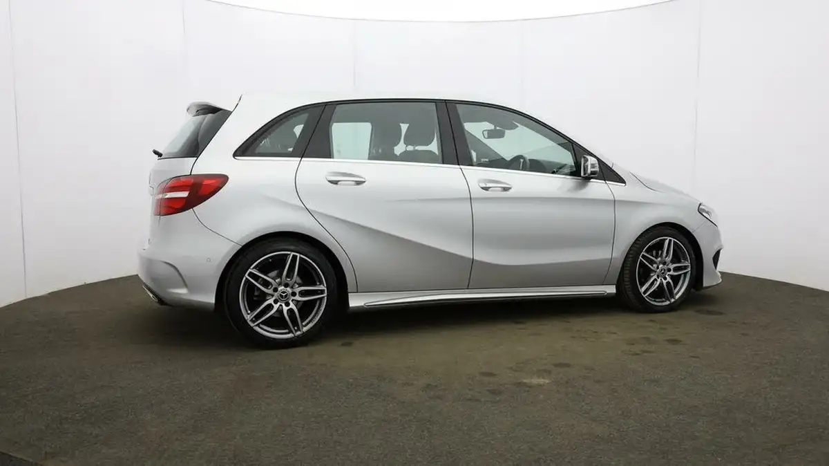 2018-mercedes-benz-b-class-16-b200-amg-line-156ps-premium-plusss-7g-dct-big-54