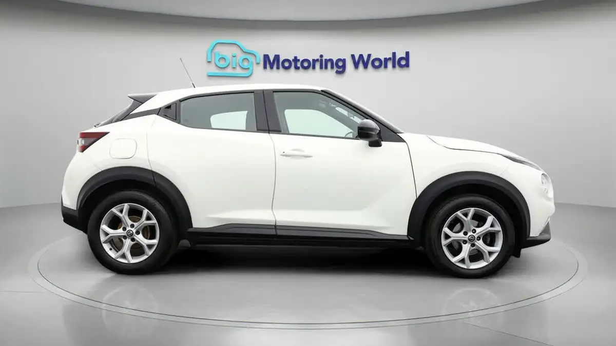 2019-nissan-juke-10-dig-t-acenta-big-7