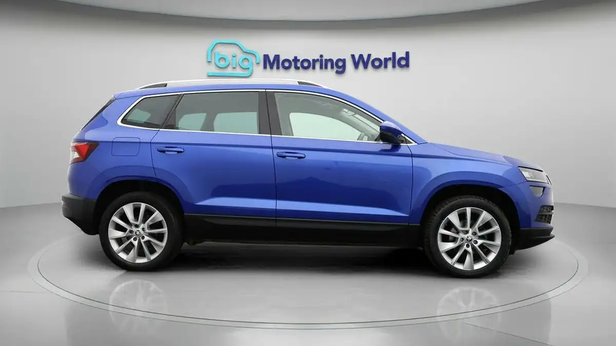 2022-skoda-karoq-10-tsi-se-l-big-7