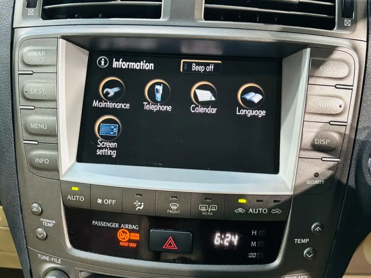 2006-lexus-is-250-25-auto-big-18