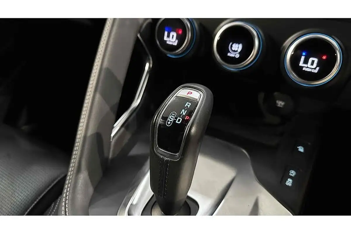 2018-jaguar-e-pace-20-i4-r-dynamic-s-200ps-big-49