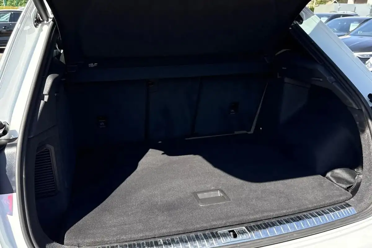 2023-audi-q3-14-45-tfsi-e-black-edition-station-wagon-big-39