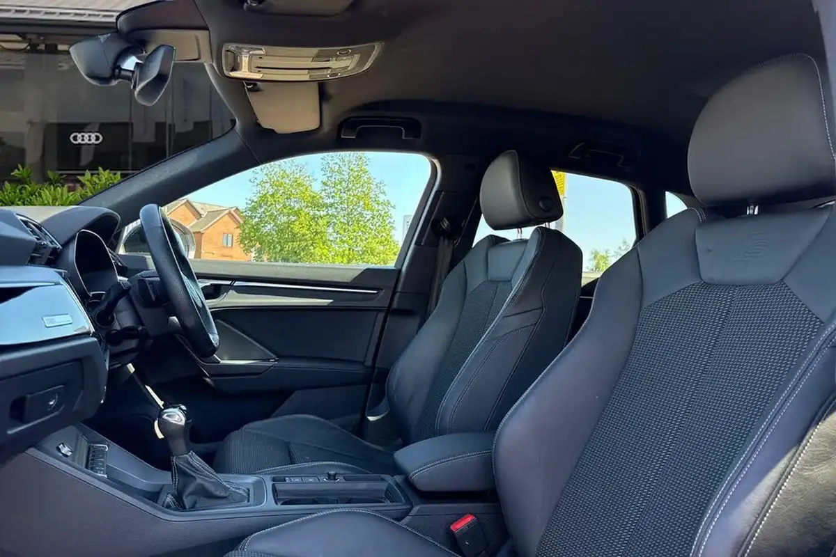 2023-audi-q3-14-45-tfsi-e-black-edition-station-wagon-big-15
