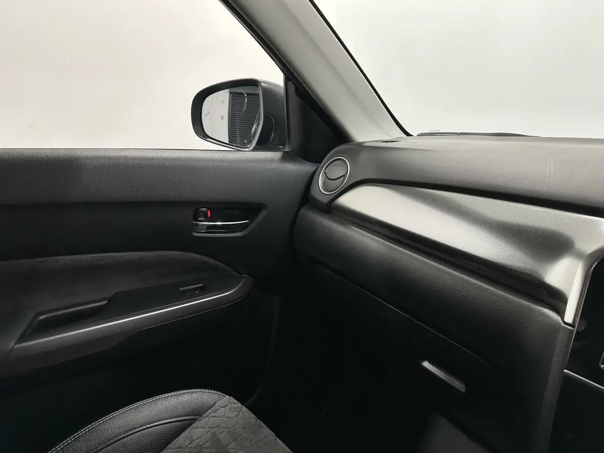 2021-suzuki-vitara-14-boosterjet-sz5-big-22