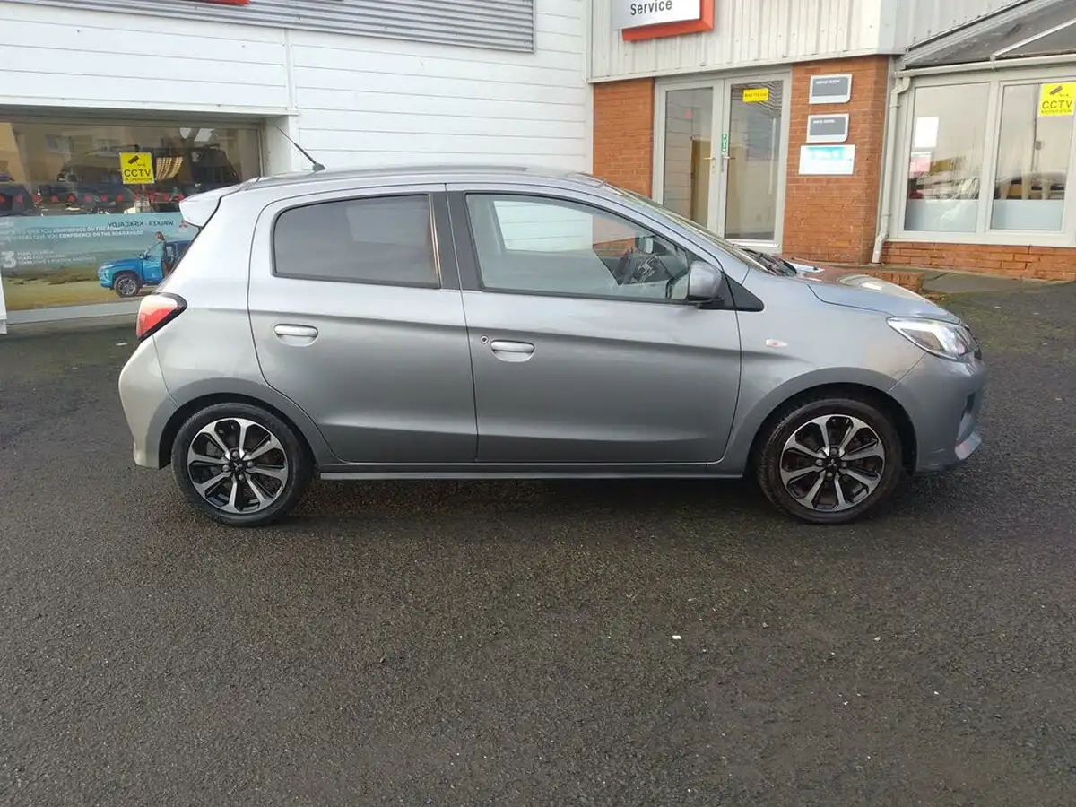 2020-mitsubishi-mirage-12-design-big-9