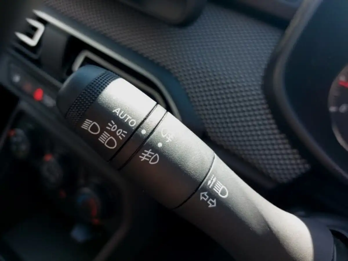 2022-dacia-sandero-10-tce-comfort-90bhp-big-18