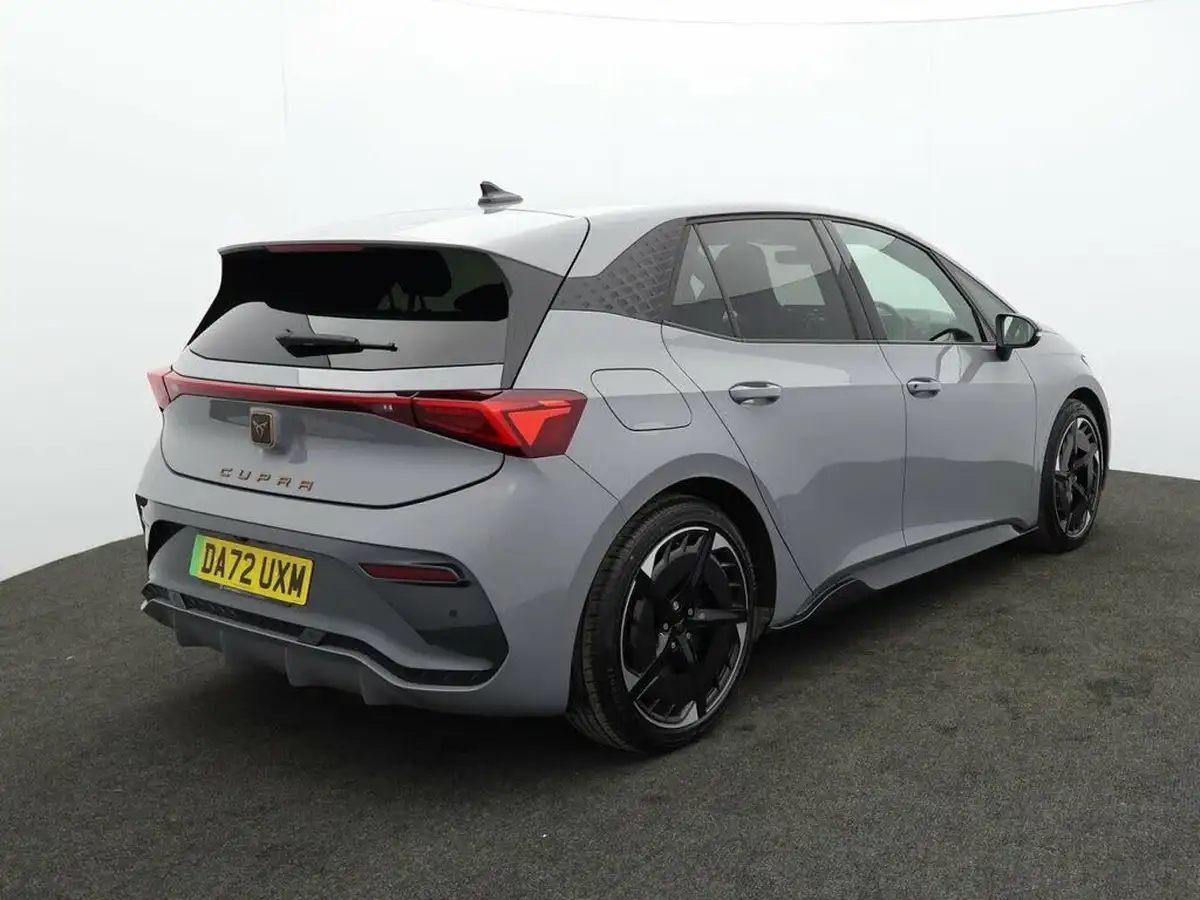 2023-cupra-born-e-v3-230ps-58kwh-e-boost-big-10