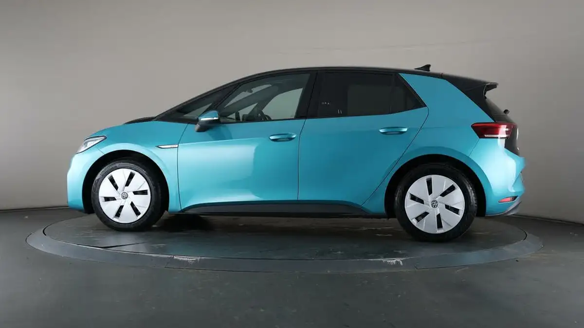 2020-volkswagen-id3-e-business-big-35