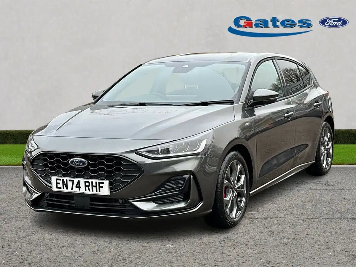 2025-ford-focus-10t-st-line-125ps-hatchback-big-2