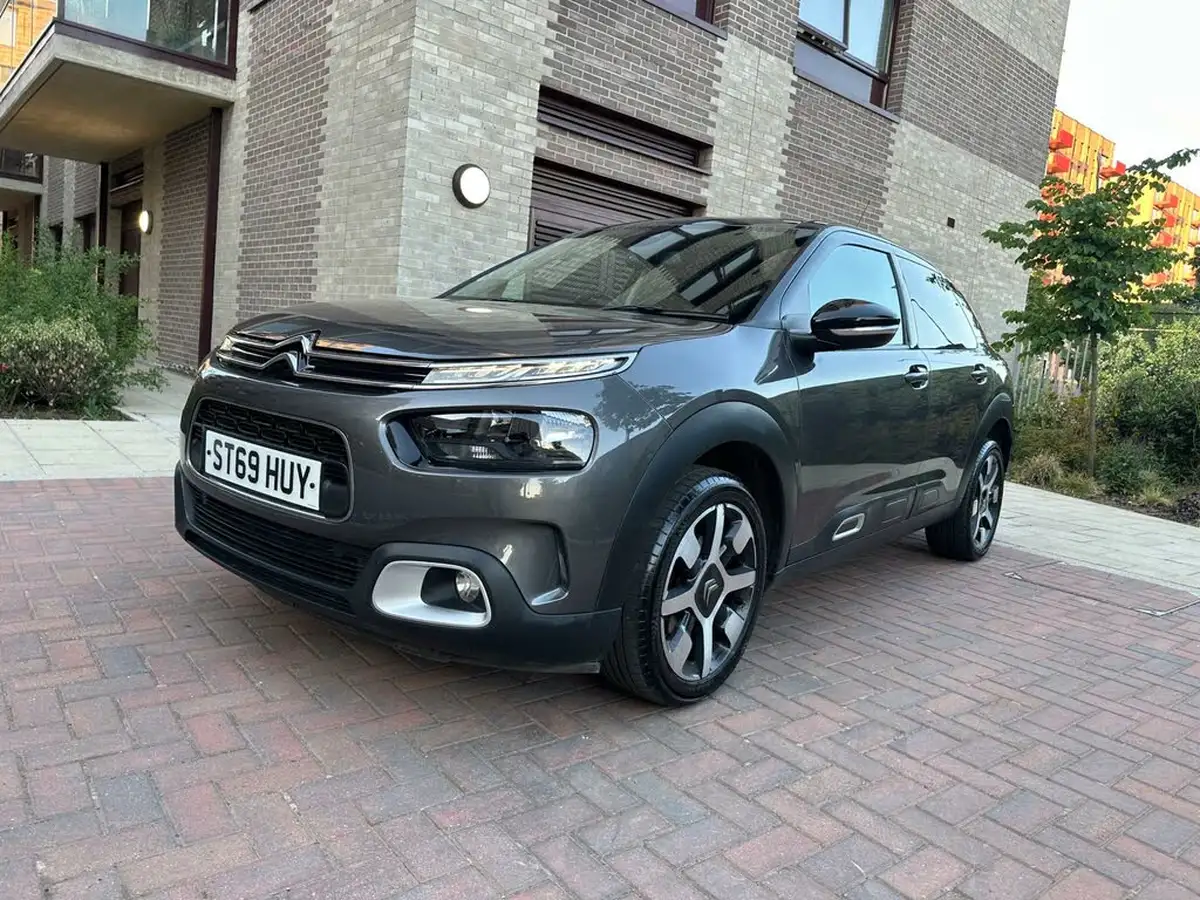 2019-citroen-c4-cactus-12-puretech-flair-130ps-eat6-big-4