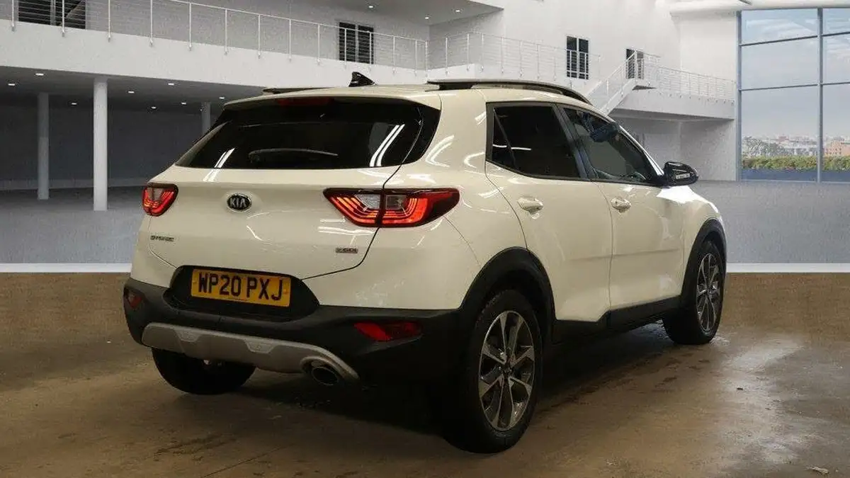 2020-kia-stonic-10-t-gdi-3-dct-big-6