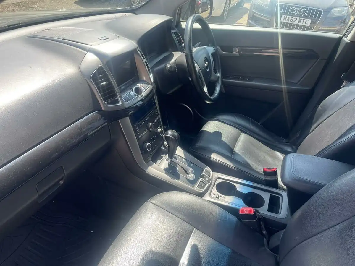 2011-chevrolet-captiva-22td-ltz-auto-big-11