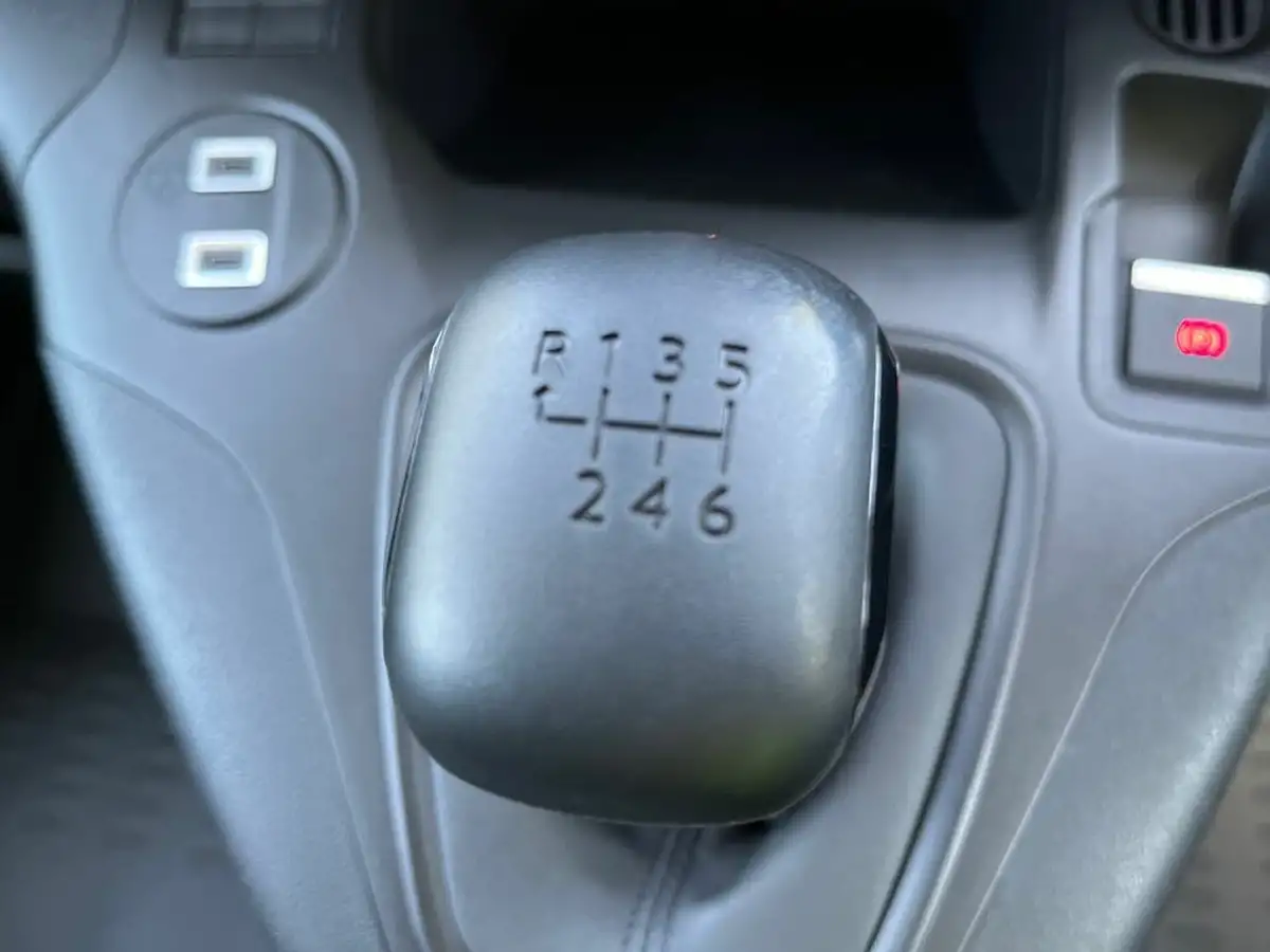 2025-fiat-doblo-big-20