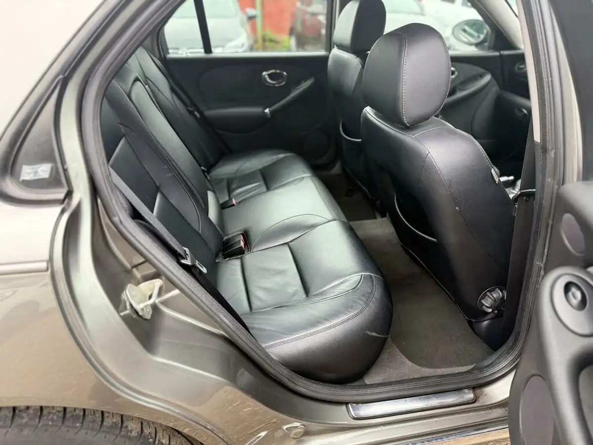 2004-rover-75-25-contemporary-se-auto-big-18