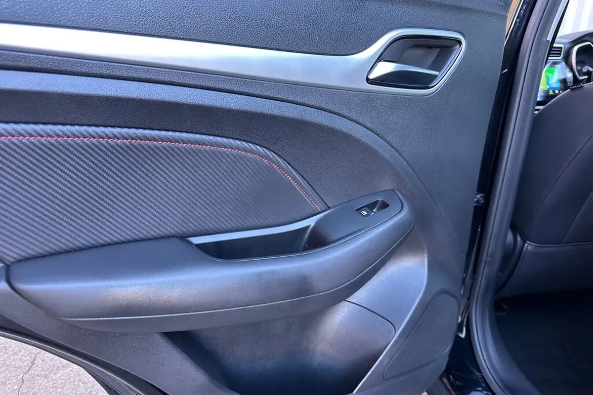 2023-mg-zs-suv-10t-gdi-exclusive-auto-big-17