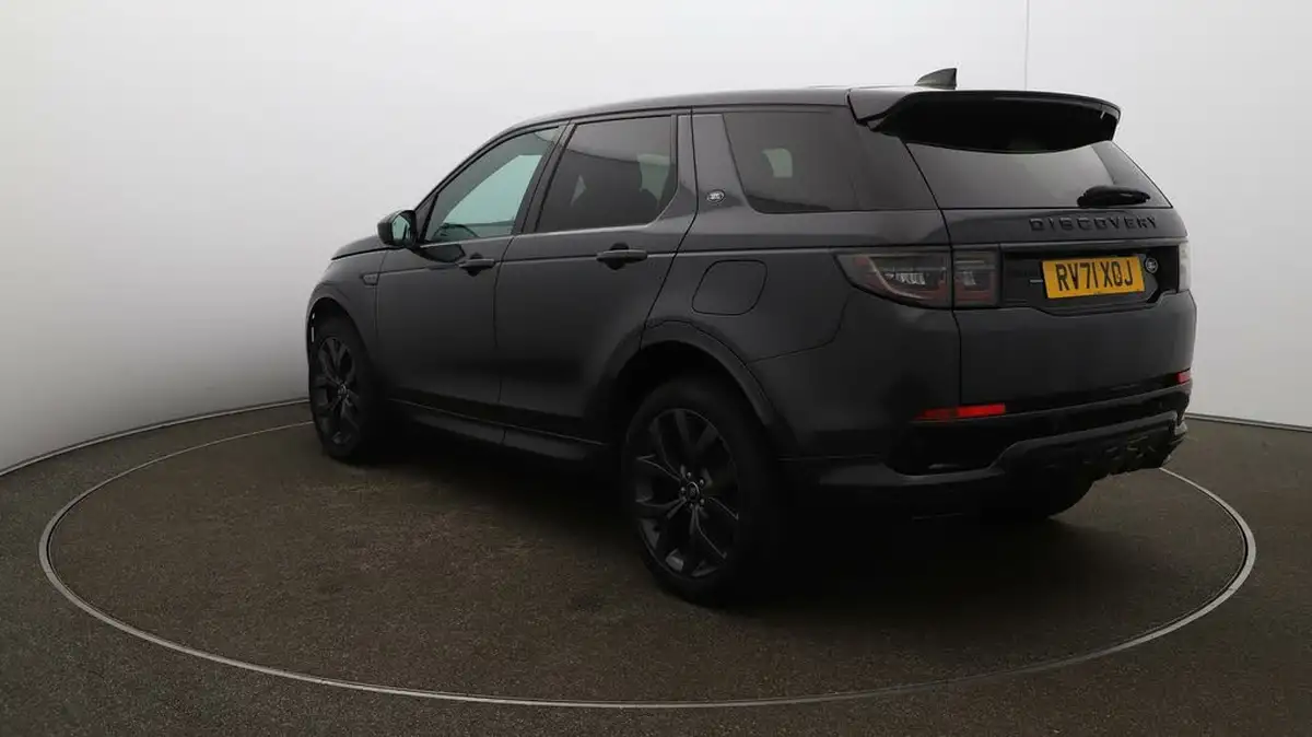 2022-land-rover-discovery-sport-15-p300e-r-dynamic-hse-big-63