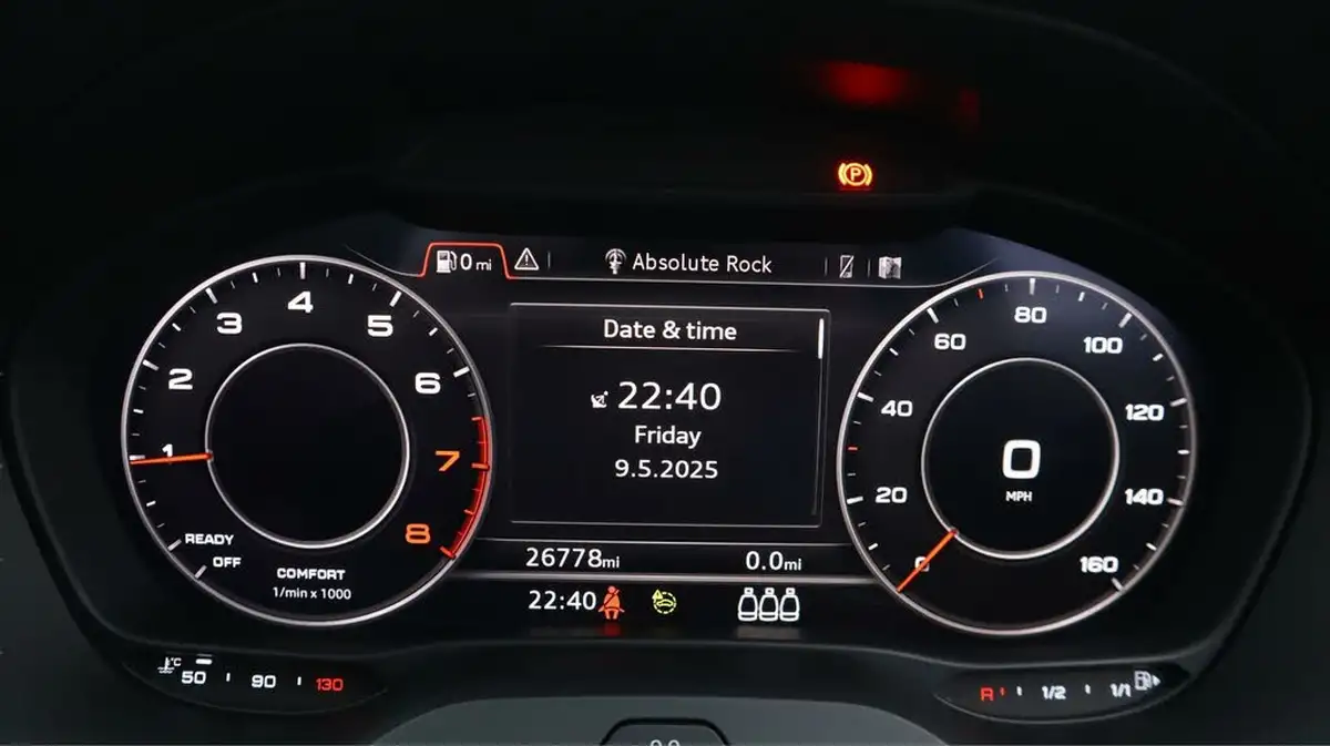 2022-audi-q2-10-30-tfsi-sport-big-10