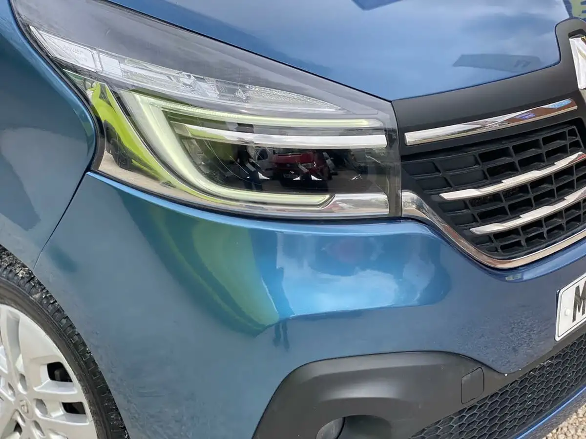 2021-renault-trafic-20dci-sl28-energy-120-sport-non-nav-big-18