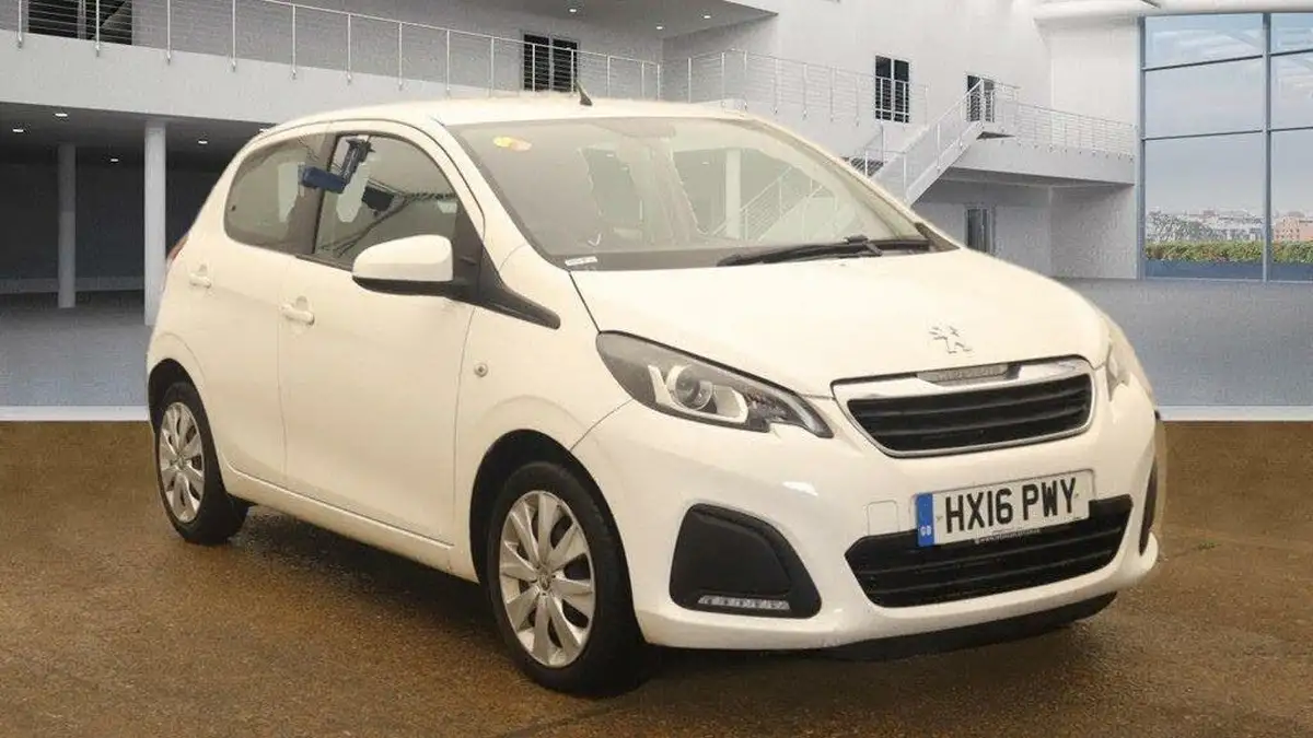 2016-peugeot-108-10-active-hatchback-5d-big-0