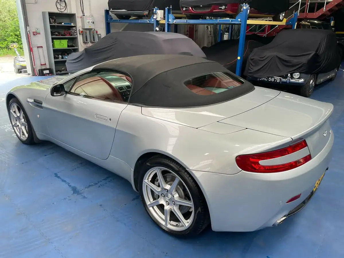 2007-aston-martin-vantage-43-convertible-sportshift-big-22
