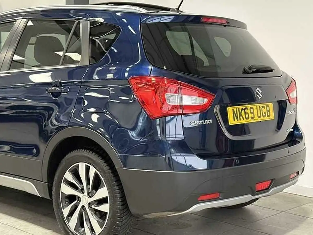 2019-suzuki-s-cross-14-boosterjet-sz5-allgrip-big-10