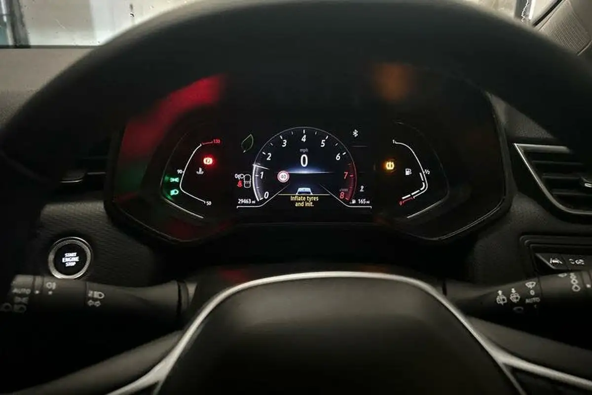2022-renault-clio-10-tce-evolution-big-11