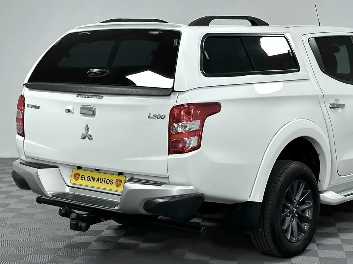 2018-mitsubishi-l200-24di-d-warrior-eu6-big-16