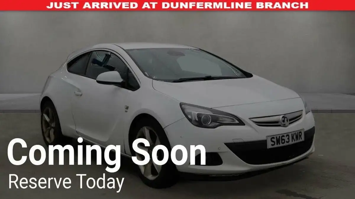 2013-vauxhall-astra-gtc-20td-sri-big-0