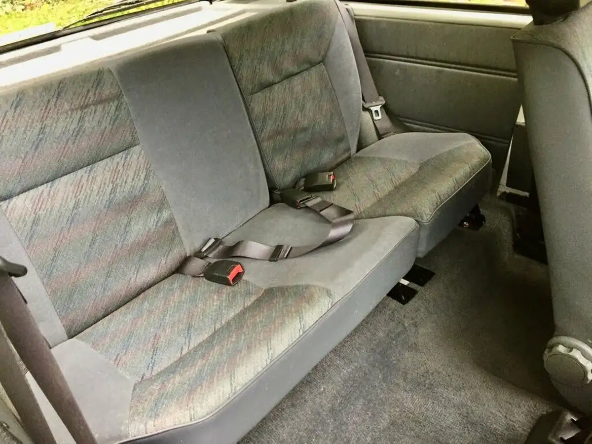 1991-rover-metro-big-11