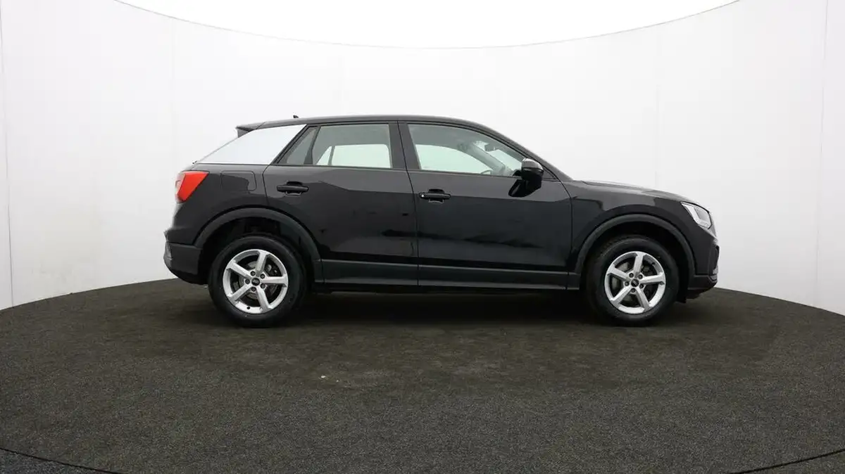 2022-audi-q2-10-30-tfsi-technik-big-39