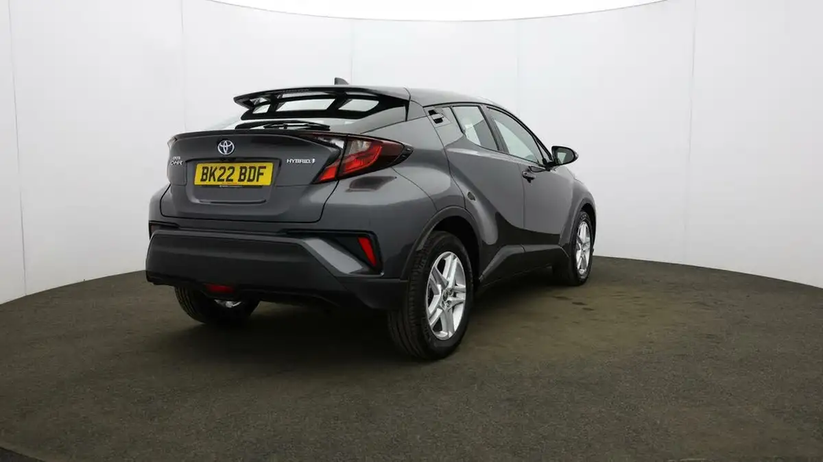 2022-toyota-c-hr-18-vvt-i-icon-big-59
