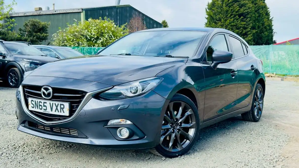 2015-mazda-mazda3-22td-sport-nav-hatchback-5d-big-2