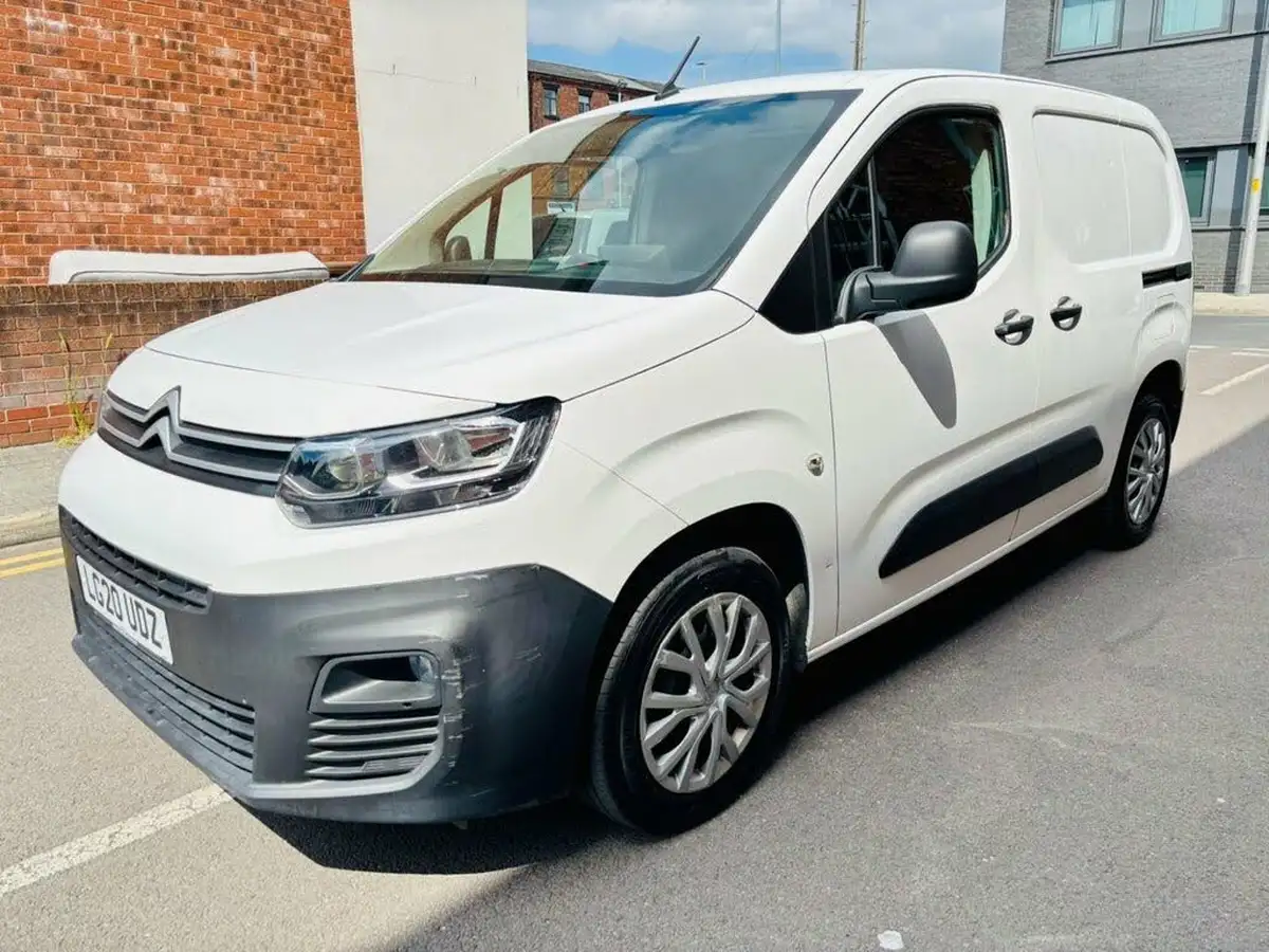 2020-citroen-berlingo-15bluehdi-1000-enterprise-100pseu6dt-e-ss-panel-big-4