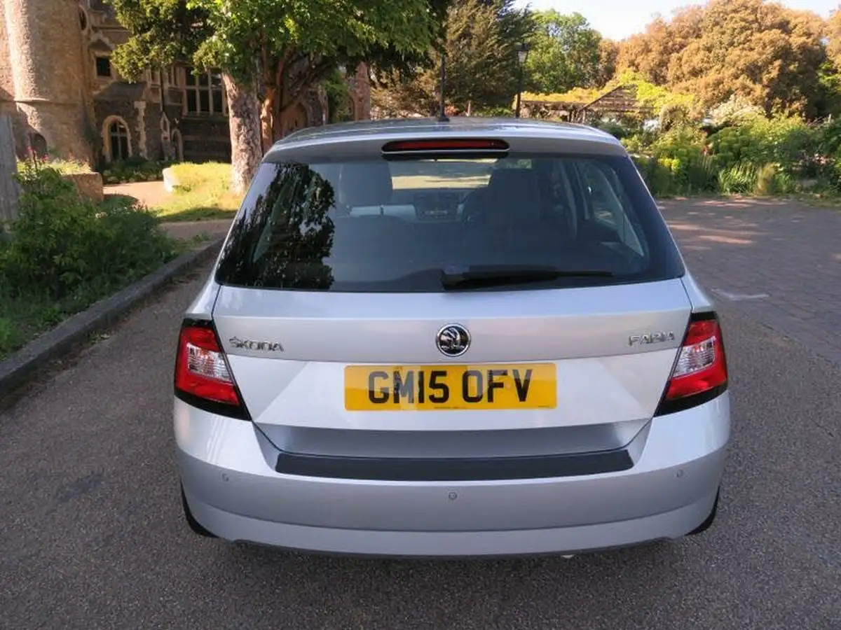 2015-skoda-fabia-14tdi-se-hatchback-dsg-big-5